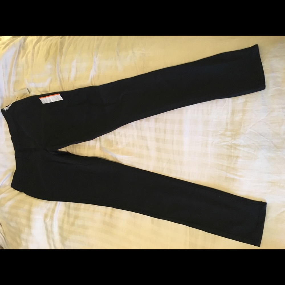 Black High Rise Skinny Jean